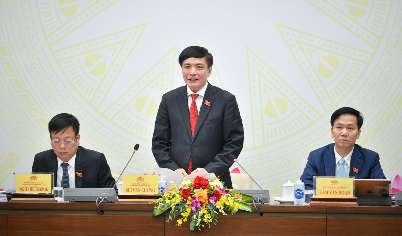 Tổng Thư ký Quốc hội, Chủ nhiệm Văn phòng Quốc hội Bùi Văn Cường đã chủ trì họp báo về dự kiến Chương trình Kỳ họp thứ 7, Quốc hội khóa XV. 