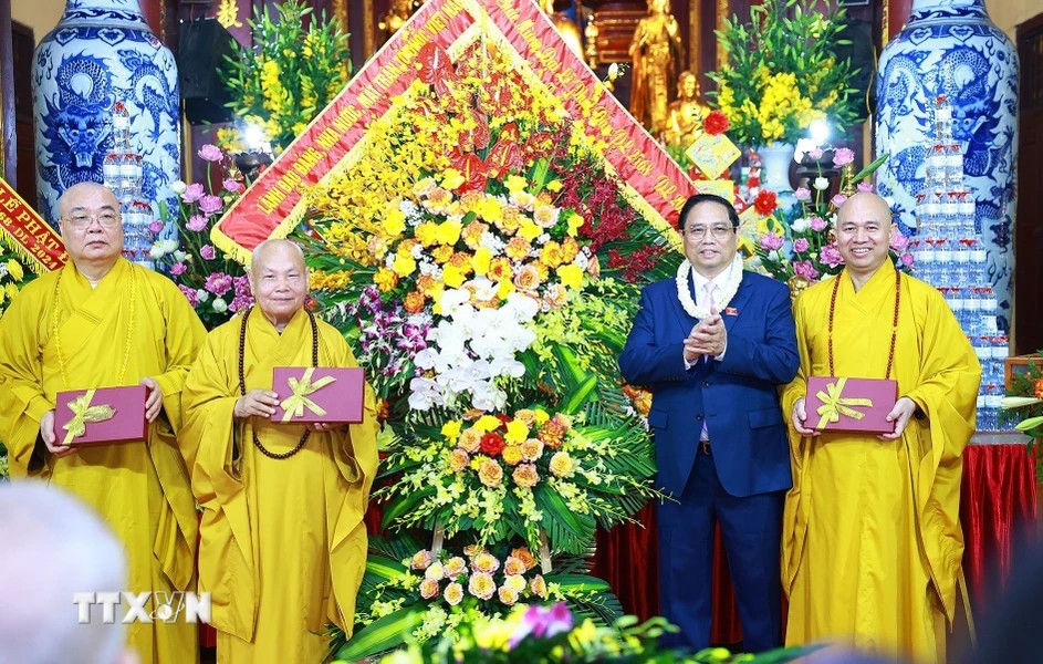Thủ tướng chúc mừng đồng bào Phật giáo nhân dịp Đại lễ Phật đản 2024
