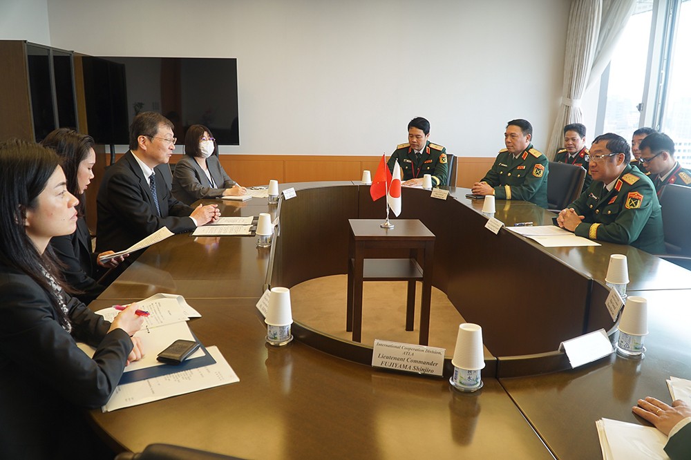 Thượng tướng Phạm Hoài Nam hội đàm với ông Fukasawa Masaki.