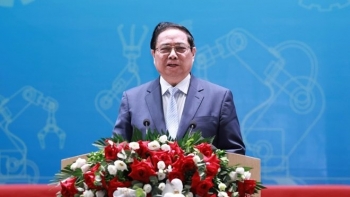 Thủ tướng: Tăng năng suất lao động từ đột phá công nghệ mới và phát triển nguồn nhân lực