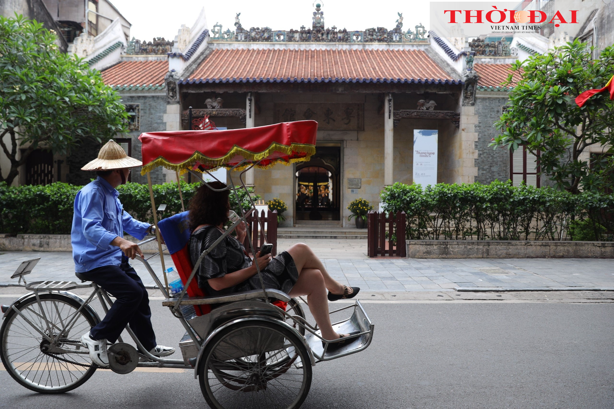 Hội quán Quảng Đông (nay là Trung tâm Văn hóa nghệ thuật số 22 Hàng Buồm, Hà Nội) là nơi lưu giữ ký ức người Hoa trong lòng Hà Nội. (Ảnh: Đinh Hòa)