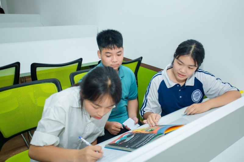 GNI mang tới trải nghiệm đọc sách thú vị cho gần 500 trẻ em Hòa Bình