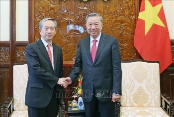 chu tich nuoc to lam tiep dai su trung quoc hung ba