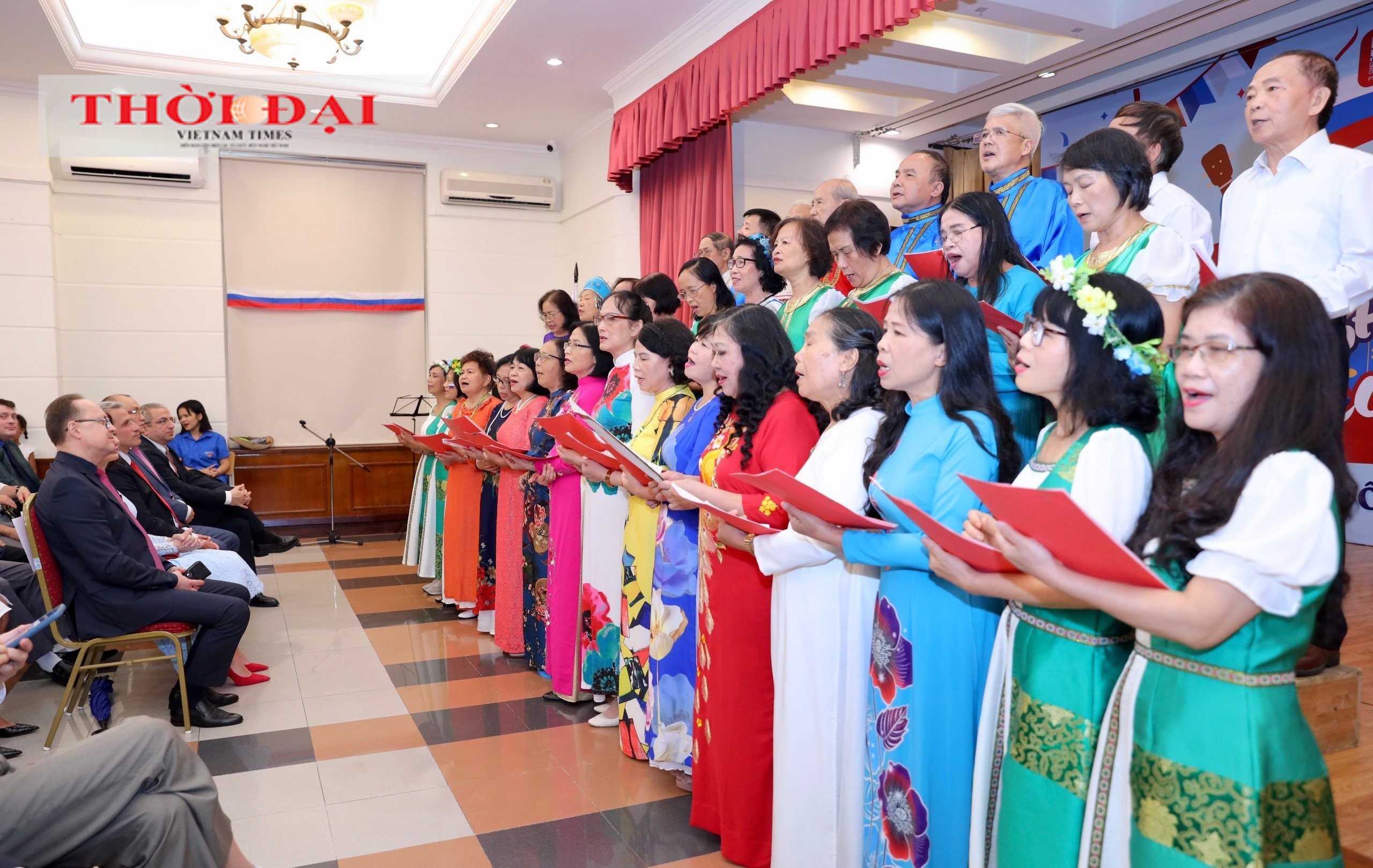 Kỷ niệm 34 năm Ngày Quốc khánh Liên bang Nga tại Hà Nội