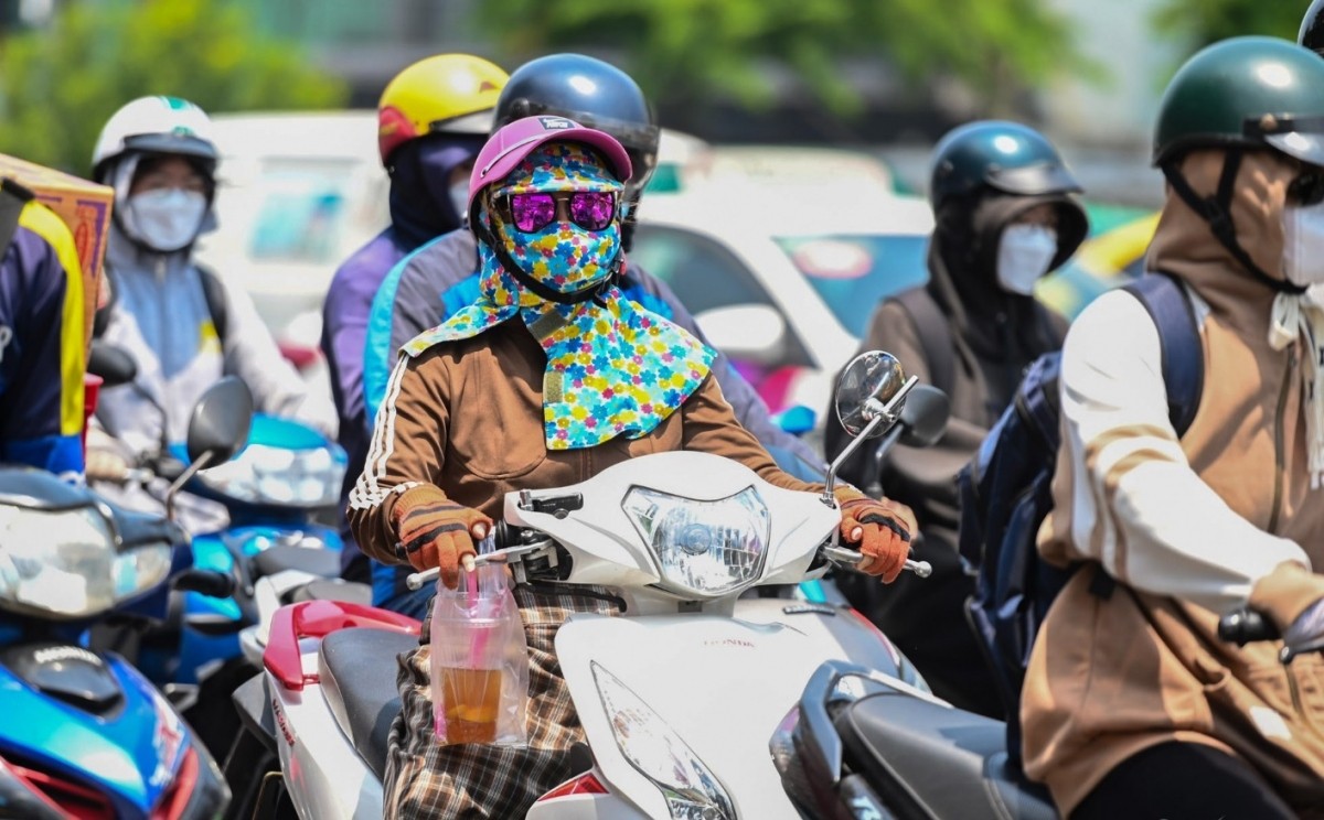 Hà Nội nắng nóng gay gắt ngày 14/6. (Ảnh minh họa: KT)
