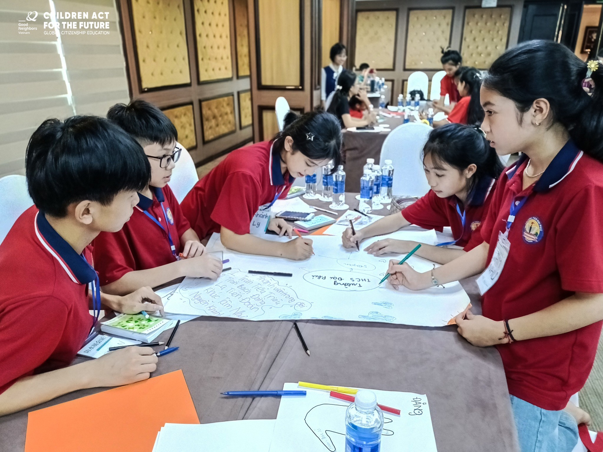 Các em học sinh tham gia tập huấn. (Ảnh: GNI)