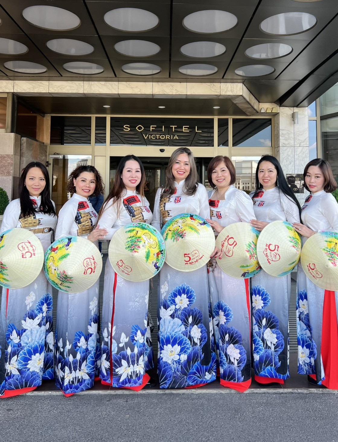 Hoa hậu Đào Kim Thư: Tôi sẽ quảng bá văn hoá áo dài Việt đến bạn bè trên toàn thế giới