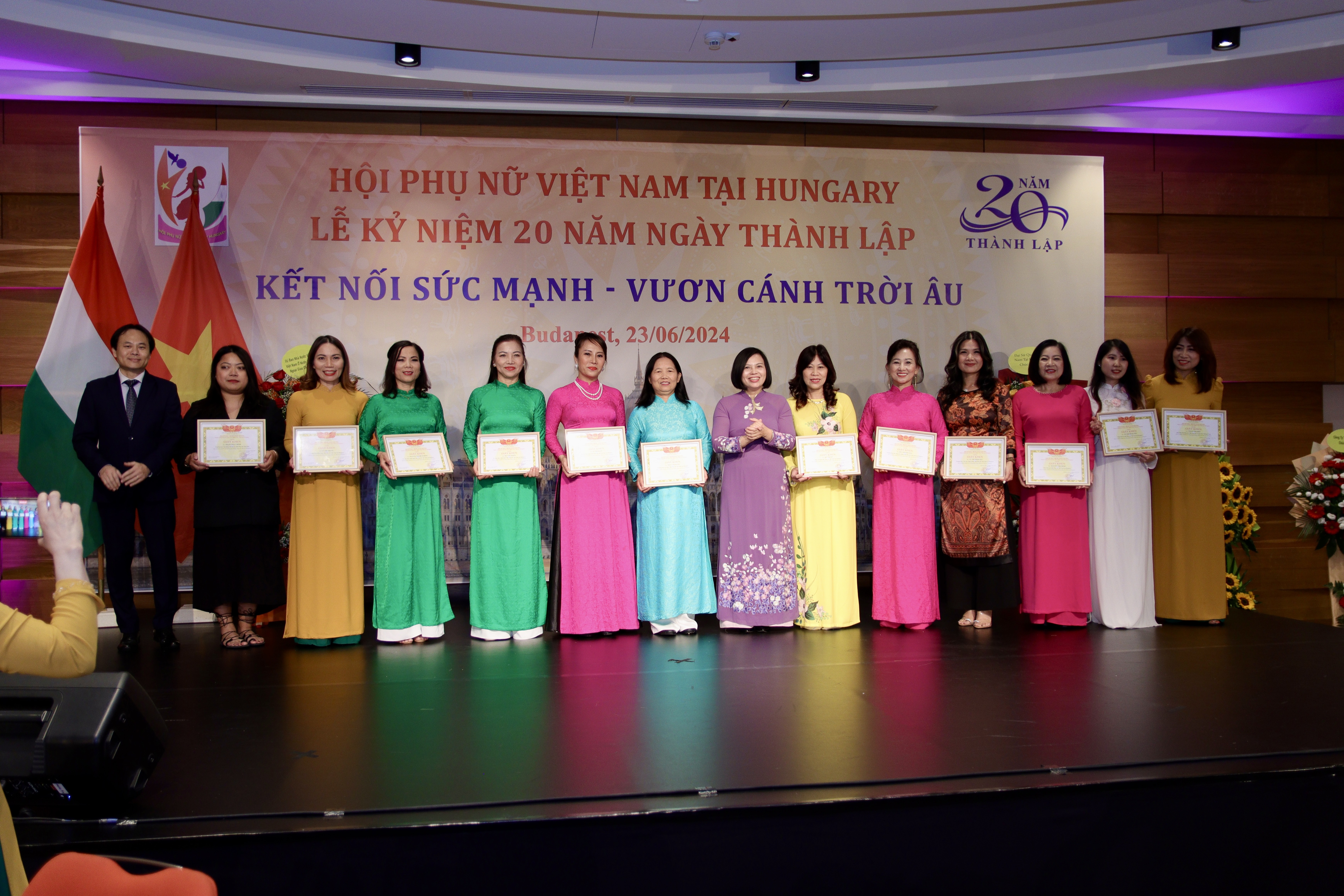 Ngôi nhà chung của phụ nữ Việt tại Hungary