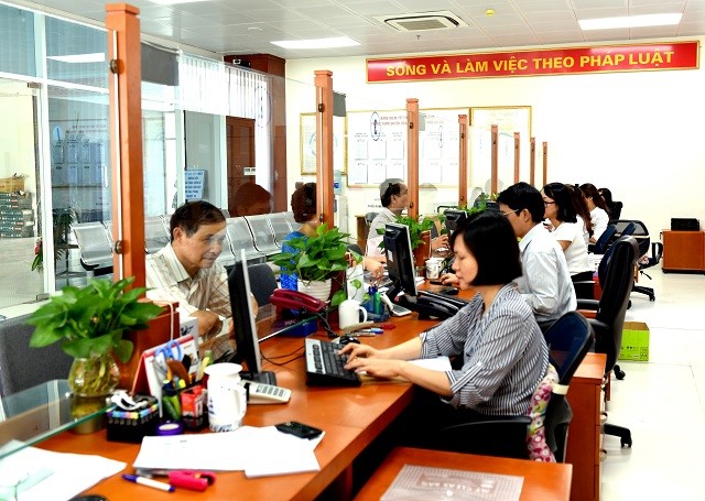Ước luỹ kế 6 tháng đầu năm 2023, BHXH Hà Nội đã Ước lũy kế hết tháng 6/2024, chi trả 21,3 ngàn tỷ đồng (Ảnh: T.L)