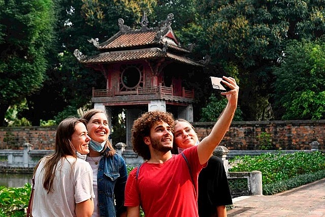 Khách du lịch đến với Văn Miếu - Quốc Tử Giám (Hà Nội)  (Ảnh minh họa. Nguồn: internet)