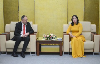 Đại sứ Suren Baghdasaryan ủng hộ thúc đẩy quan hệ hợp tác giữa Đà Nẵng với các địa phương Armenia