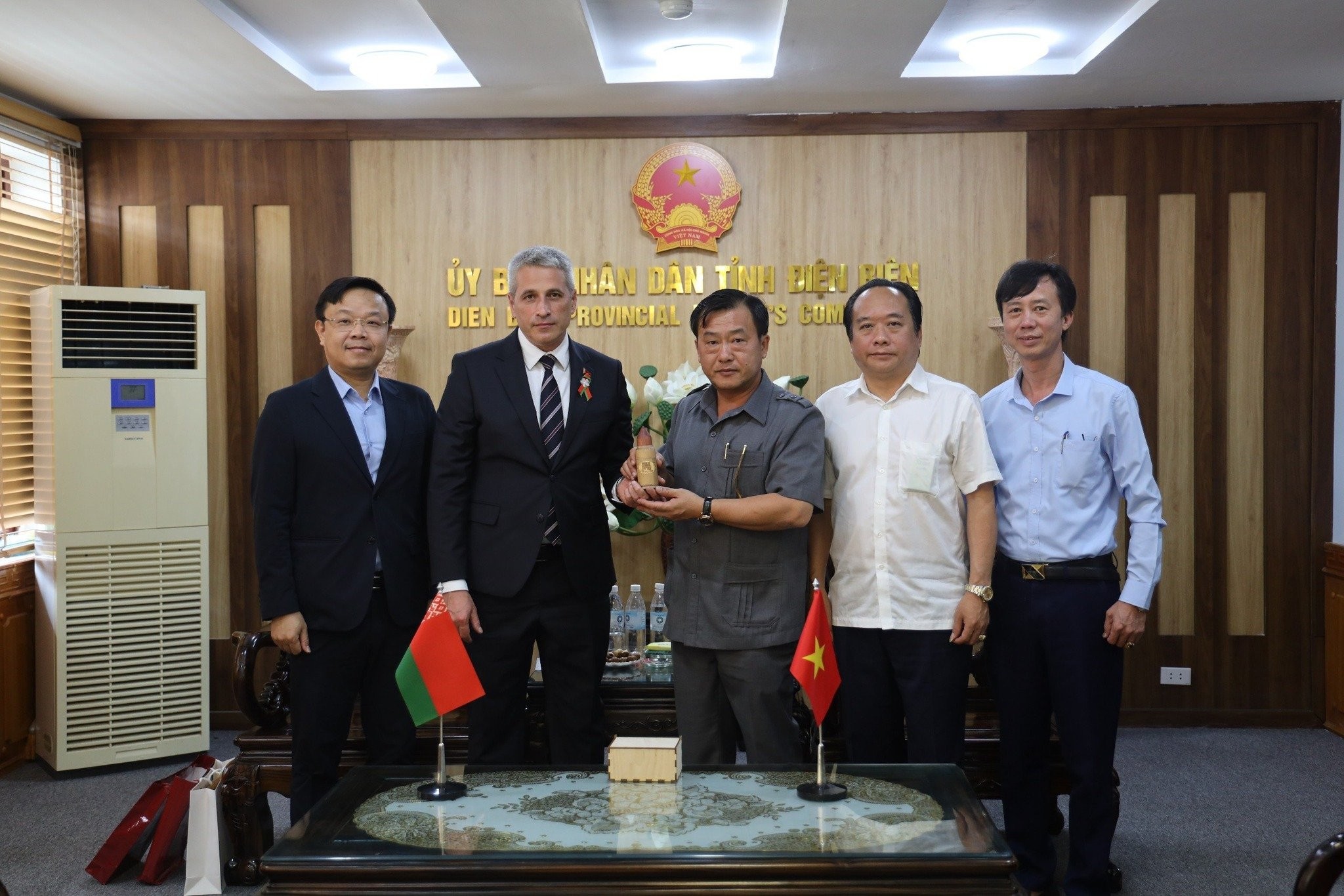 Ngoại giao nhân dân: Chìa khóa hợp tác Việt Nam - Belarus