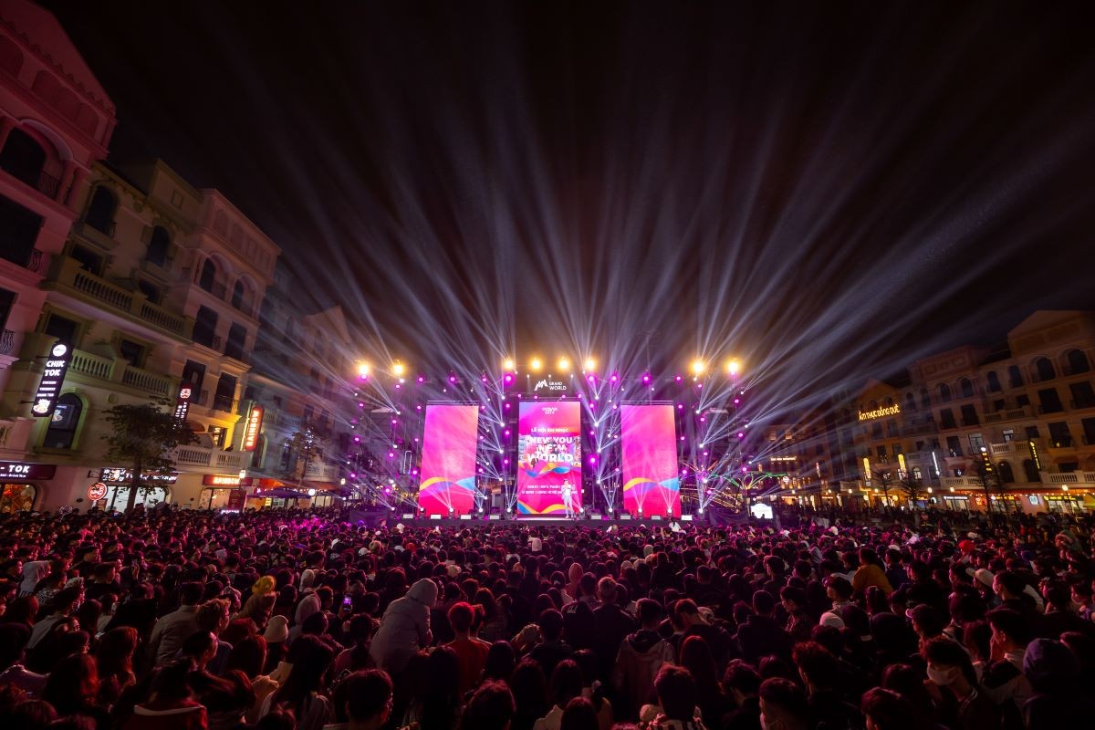 Lượng khách tới Grand World luôn dồi dào và tăng mạnh trong các dịp diễn ra sự kiện