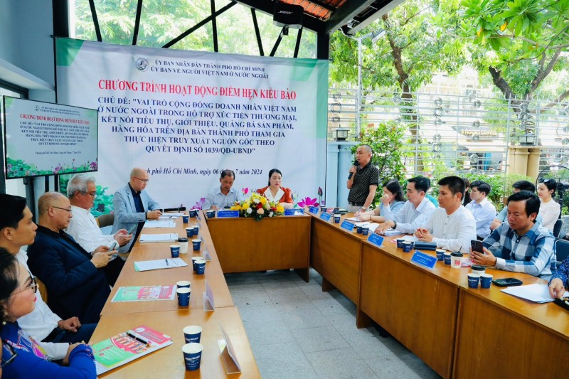 Kiều bào góp ý về truy xuất nguồn gốc sản phẩm trong xuất khẩu
