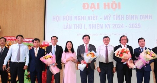 Thêm hai hội hữu nghị mới được thành lập ở địa phương
