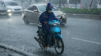 Thời tiết hôm nay 9/7: Hà Nội ngày nắng nóng, chiều tối mưa dông
