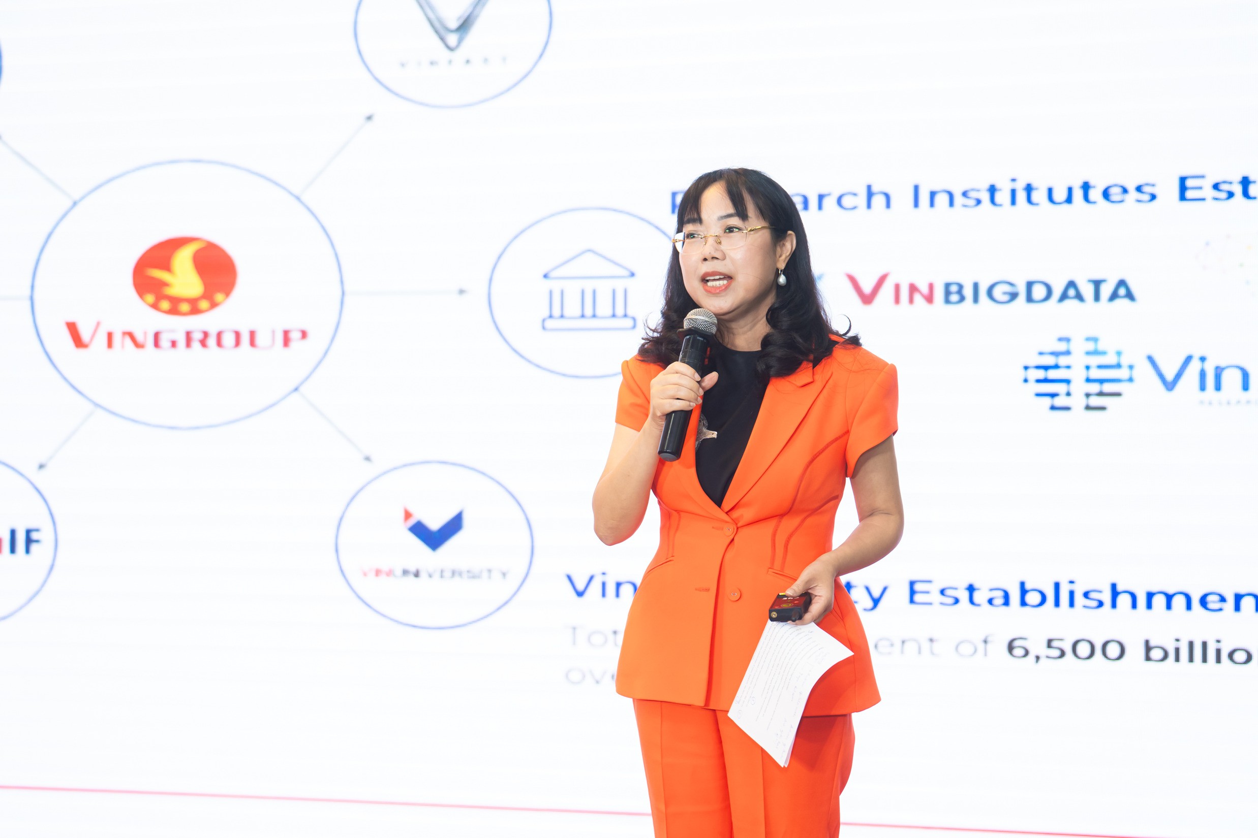 Tiến sĩ Lê Mai Lan - Phó Chủ tịch Tập đoàn Vingroup, Chủ tịch Hội đồng Trường Đại học VinUni - Đơn vị quản lý Chương trình Học bổng 