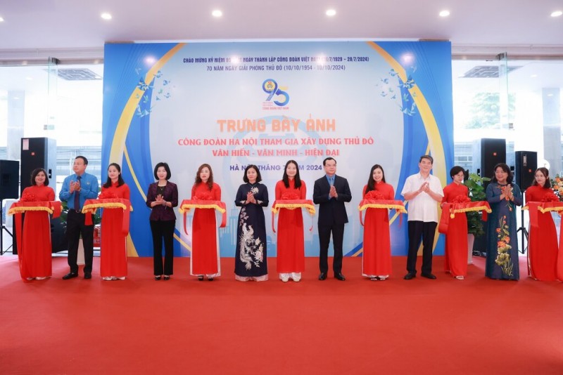 Sôi động nhiều hoạt động kỷ niệm 95 năm ngày thành lập Công đoàn Việt Nam
