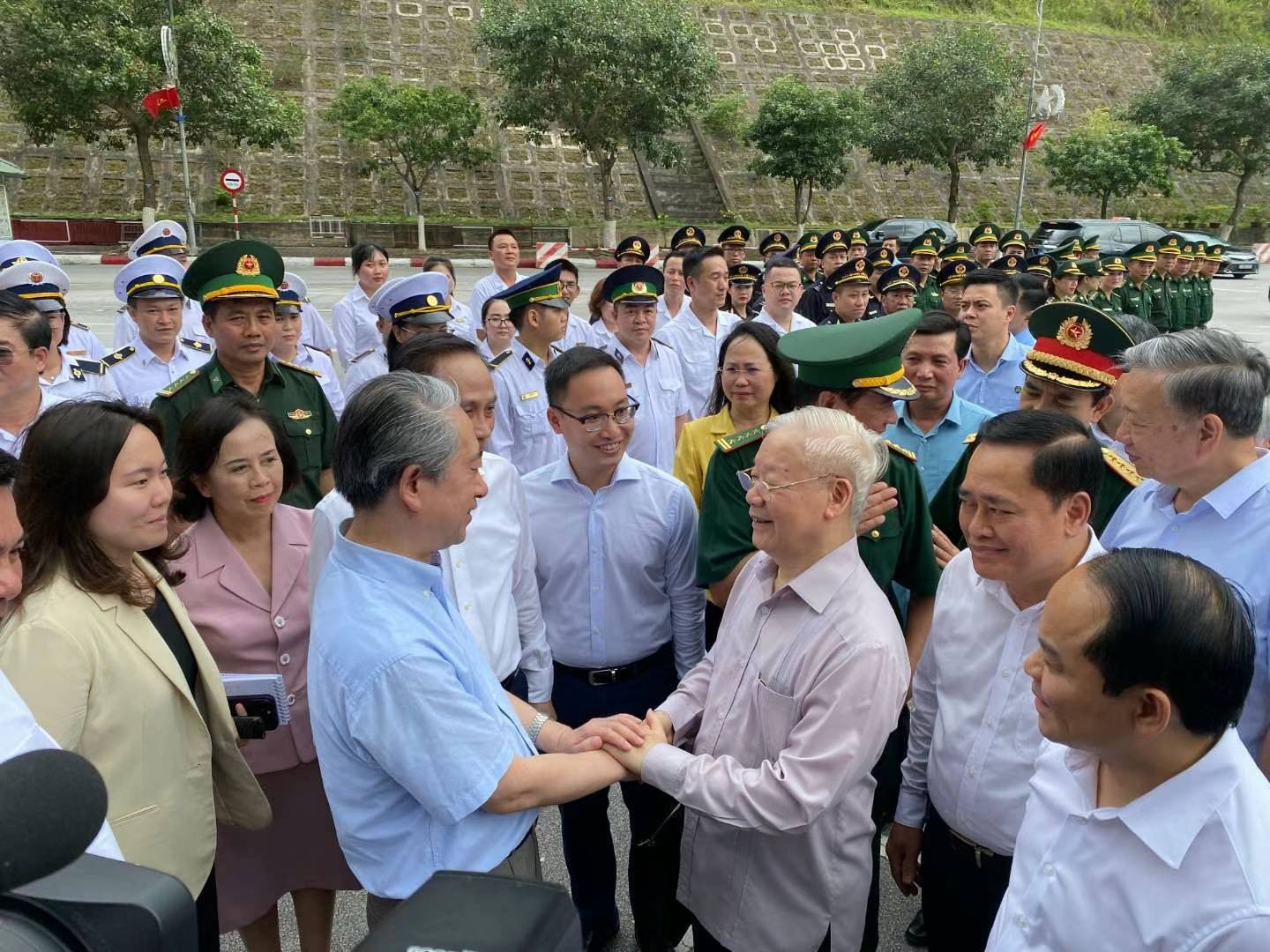 Đại sứ Trung Quốc tại Việt Nam Hùng Ba: Tổng Bí thư Nguyễn Phú Trọng có công lao to lớn cho tình hữu nghị Việt Nam – Trung Quốc