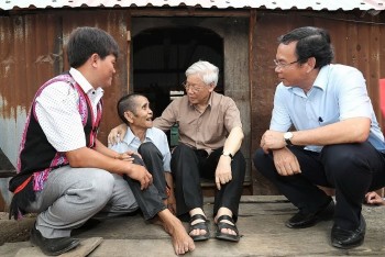 Những hình ảnh gần gũi, bình dị của Tổng Bí thư Nguyễn Phú Trọng