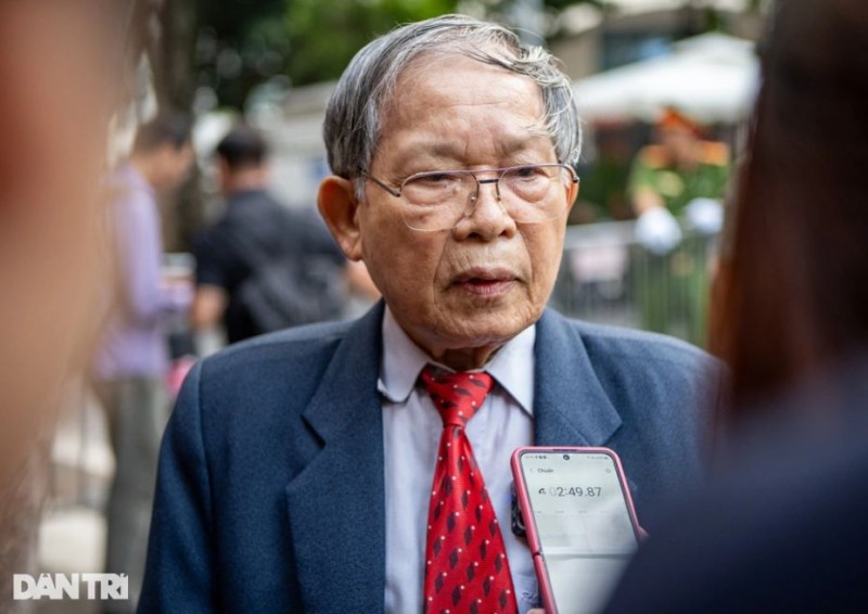 Thầy Nguyễn Ngọc Sơn, thầy giáo cũ của Tổng Bí thư Nguyễn Phú Trọng (Ảnh: Minh Nhân/Dân trí).