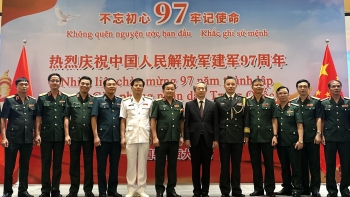 hop tac quoc phong la tru cot quan trong trong quan he viet trung
