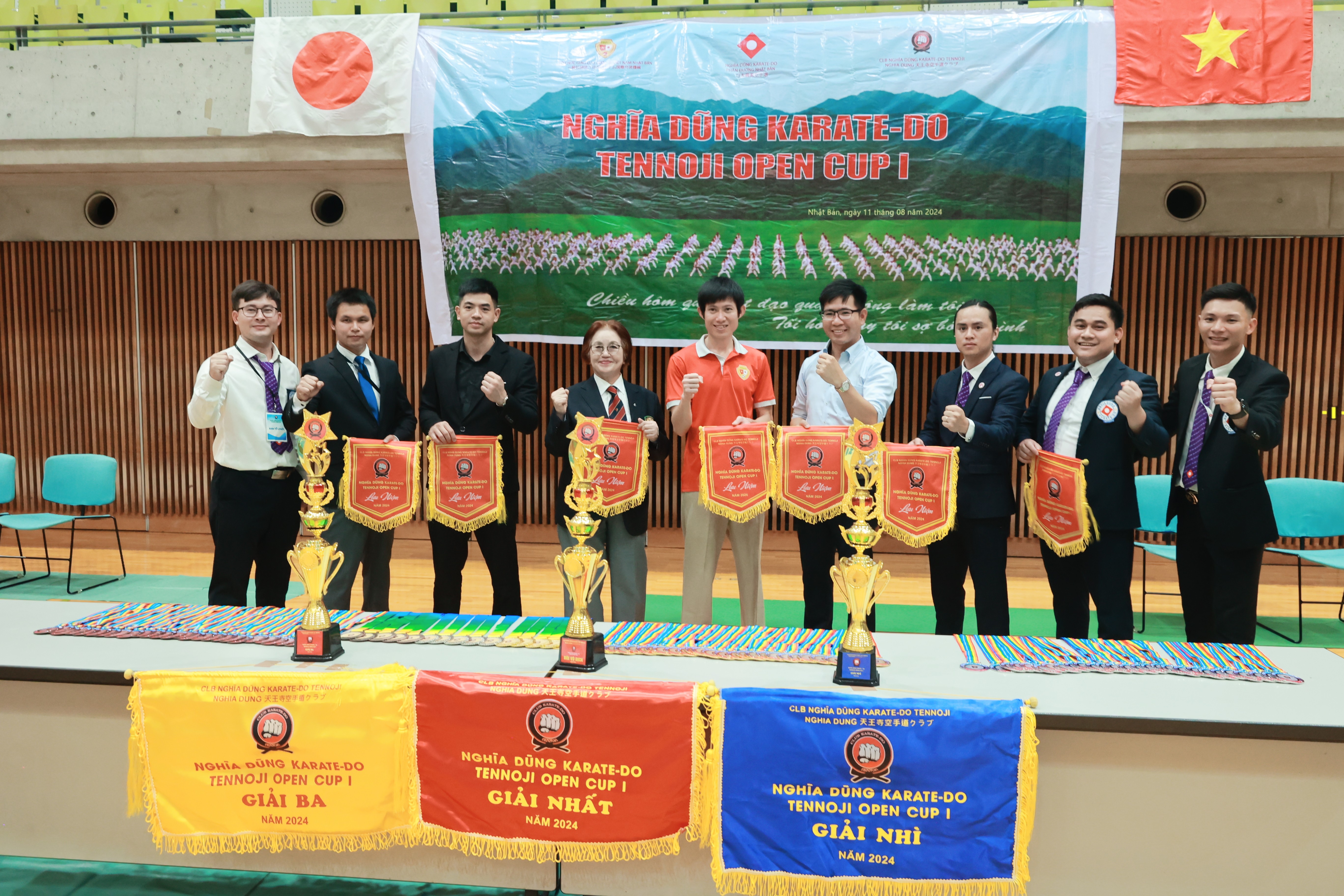 120 vận động viên tham gia giải Karate cho người Việt tại Nhật Bản 120 vận động viên tham gia giải Karate cho người Việt tại Nhật Bản