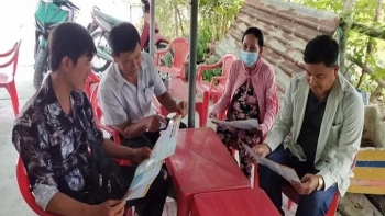 cu ong miet mai voi cong tac tuyen truyen chinh sach bhyt ho gia dinh