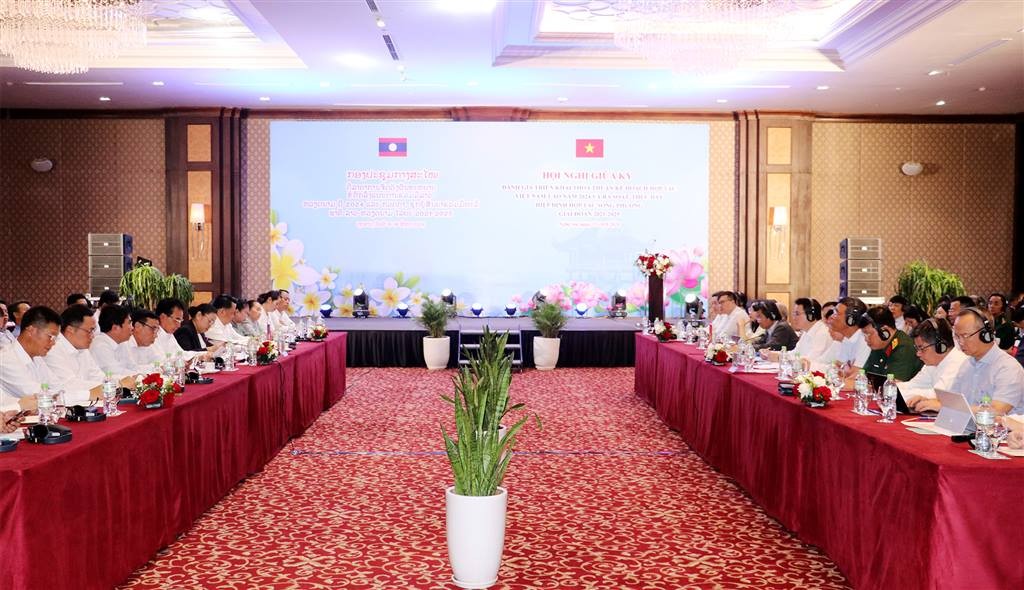 Hội nghị giữa kỳ đánh giá triển khai thỏa thuận kế hoạch hợp tác Việt Nam - Lào. (Ảnh: nghean.gov.vn)