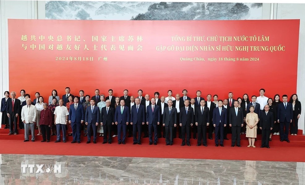 Tổng Bí thư, Chủ tịch nước Tô Lâm gặp gỡ đại diện nhân sỹ hữu nghị Trung Quốc