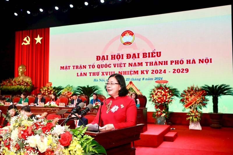 bà Bùi Thị Minh Hoài, Ủy viên Bộ Chính trị, Bí thư Thành ủy phát biểu tại Đại hội (Ảnh: T.L).