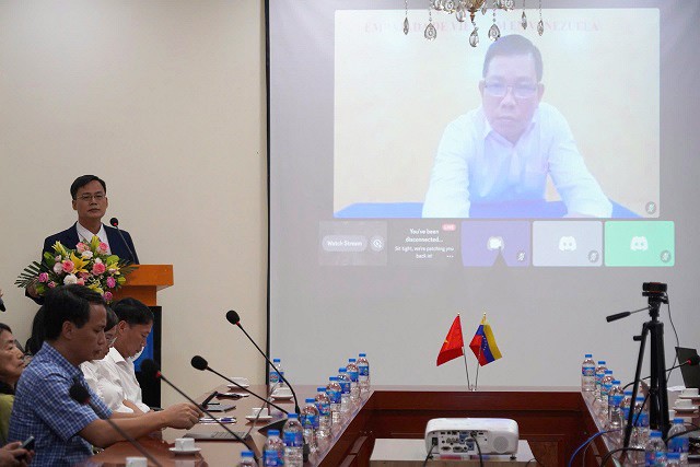 Đại sứ Vũ Trung Mỹ tham dự trực tuyến tọa đàm quốc tế.