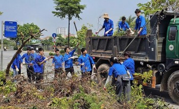 Hàng chục ngàn lượt đoàn viên, sinh viên Hà Nội tham gia khắc phục hậu quả bão