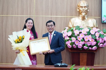 Nhà nước Lào trao tặng Huân chương cho 1 tập thể và 3 cá nhân của tỉnh Quảng Ngãi