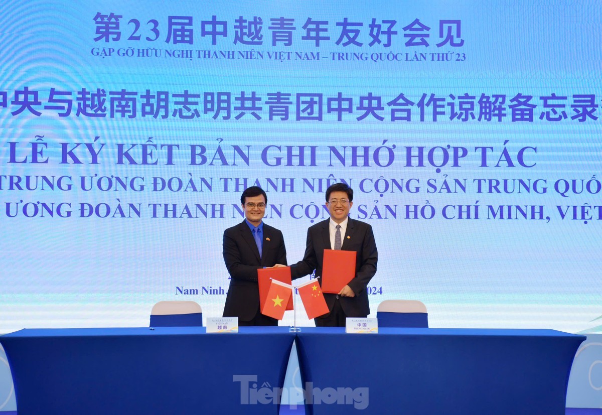 Lễ ký kết biên bản ghi nhớ hợp tác giữa Trung ương Đoàn TNCS Hồ Chí Minh và Trung ương Đoàn TNCS Trung Quốc.