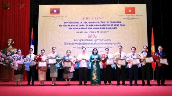 be giang lop boi duong nghiep vu cong tac cho can bo cong doan lao