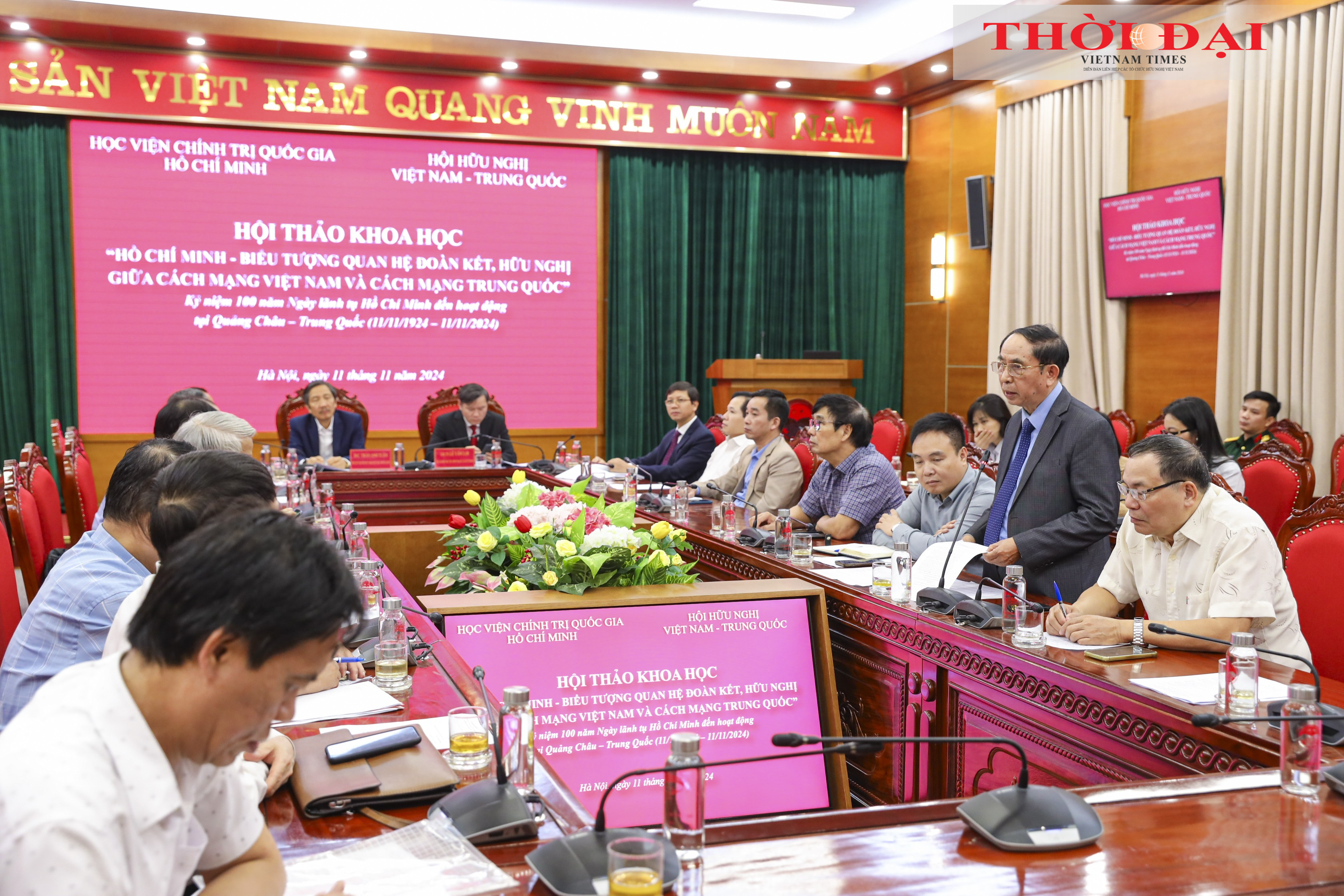 Hồ Chí Minh - Biểu tượng của tình hữu nghị Việt - Trung