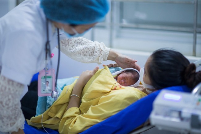 Mang lại sự sống cho trẻ sơ sinh trong cộng đồng dân tộc thiểu số
