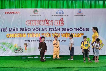 can tho to chuc chuyen de tre mau giao voi an toan giao thong
