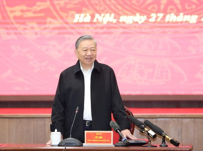 Tổng Bí thư Tô Lâm phát biểu tại buổi làm việc với Ban Thường vụ Thành ủy Hà Nội (Ảnh: T.L). Tổng Bí thư Tô Lâm phát biểu tại buổi làm việc với Ban Thường vụ Thành ủy Hà Nội (Ảnh: T.L).