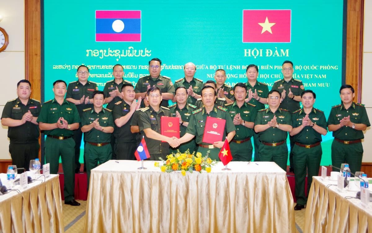 Bộ đội biên phòng Việt Nam - Lào: cùng xây dựng đường biên giới hòa bình, hữu nghị, hợp tác, phát triển