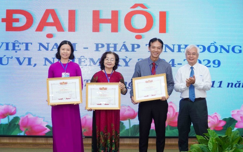 Ông Trần Trí Quang giữ chức Chủ tịch Hội hữu nghị Việt Nam - Pháp tỉnh Đồng Tháp
