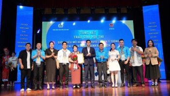 Chung khảo "Giới thiệu mô hình và thuyết minh ý tưởng cải cách hành chính"