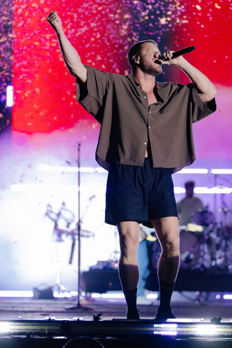 Imagine Dragons và dàn sao Việt mang khoảnh khắc bùng nổ tới 8WONDER Winter