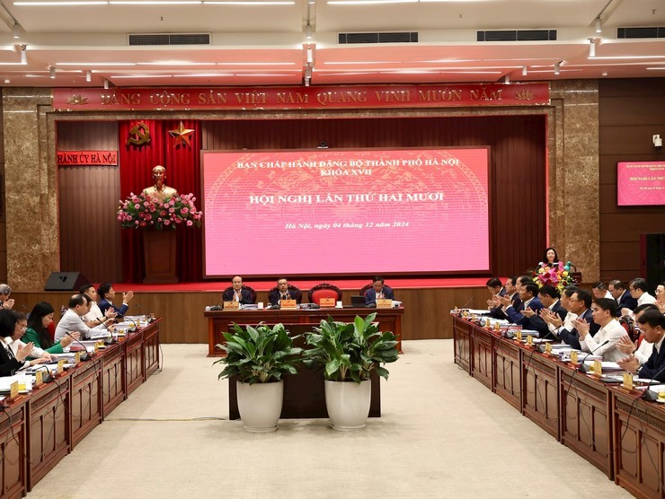 Hội nghị lần thứ 20 Ban Chấp hành Đảng bộ thành phố Hà Nội khoá XVII (Ảnh: T.L).