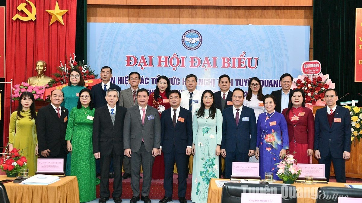 Ông Nguyễn Hưng Vượng làm Chủ tịch Liên hiệp các tổ chức hữu nghị tỉnh Tuyên Quang nhiệm kỳ 2024-2029