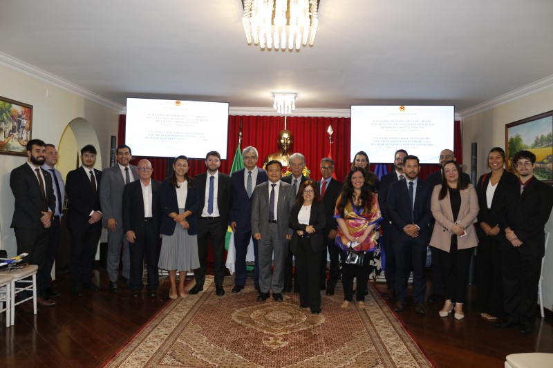 Việt Nam sẵn sàng tạo điều kiện thuận lợi cho các doanh nghiệp Brazil