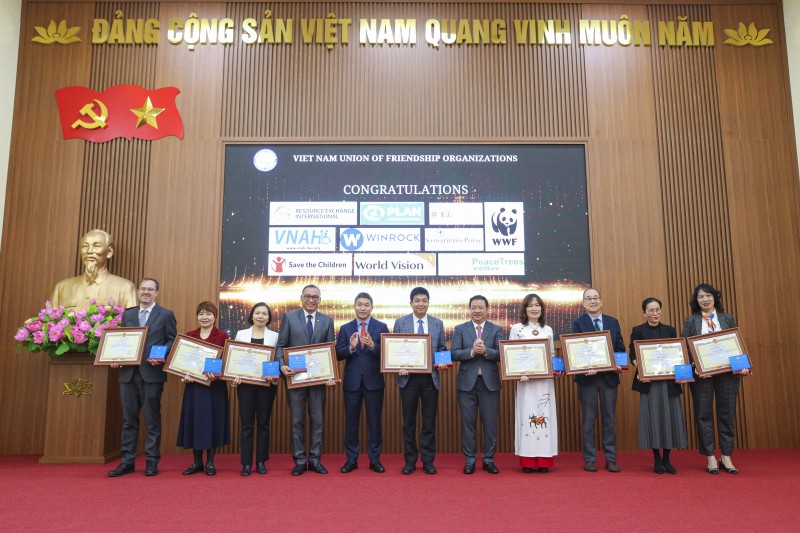 Hội nghị chia sẻ thông tin và Lễ Ghi nhận đóng góp của các tổ chức phi chính phủ nước ngoài năm 2024