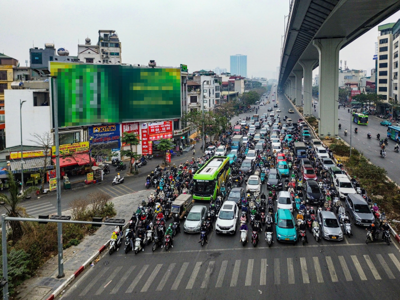 Hà Nội: ATGT chuyển biến tích cực sau 1 tuần áp dụng Nghị định 168