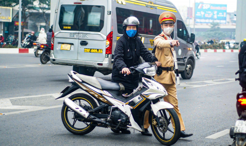 ha noi atgt chuyen bien tich cuc sau 1 tuan ap dung nghi dinh 168